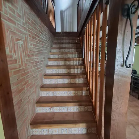 El Corralucu Guest house 3*